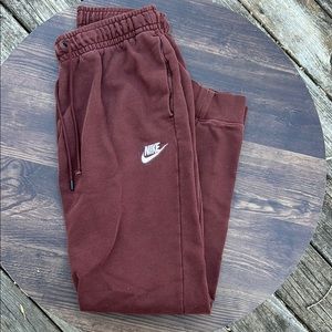 Women’s small Nike sweat pants